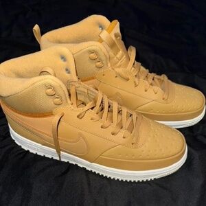 Men’s Nikes
